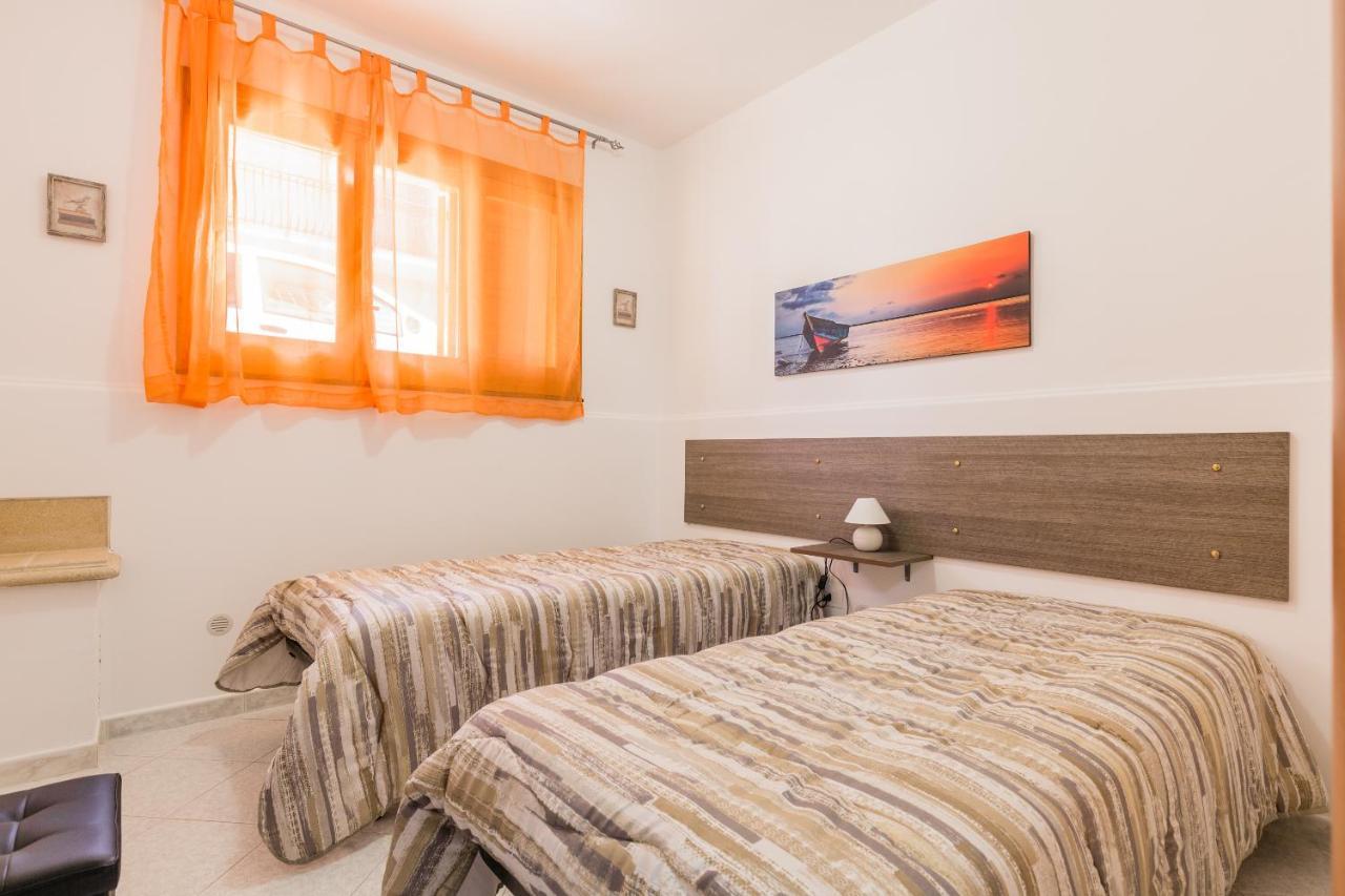 Anna'S House Near The Sandy Beach And With Wifi Avola Exteriér fotografie