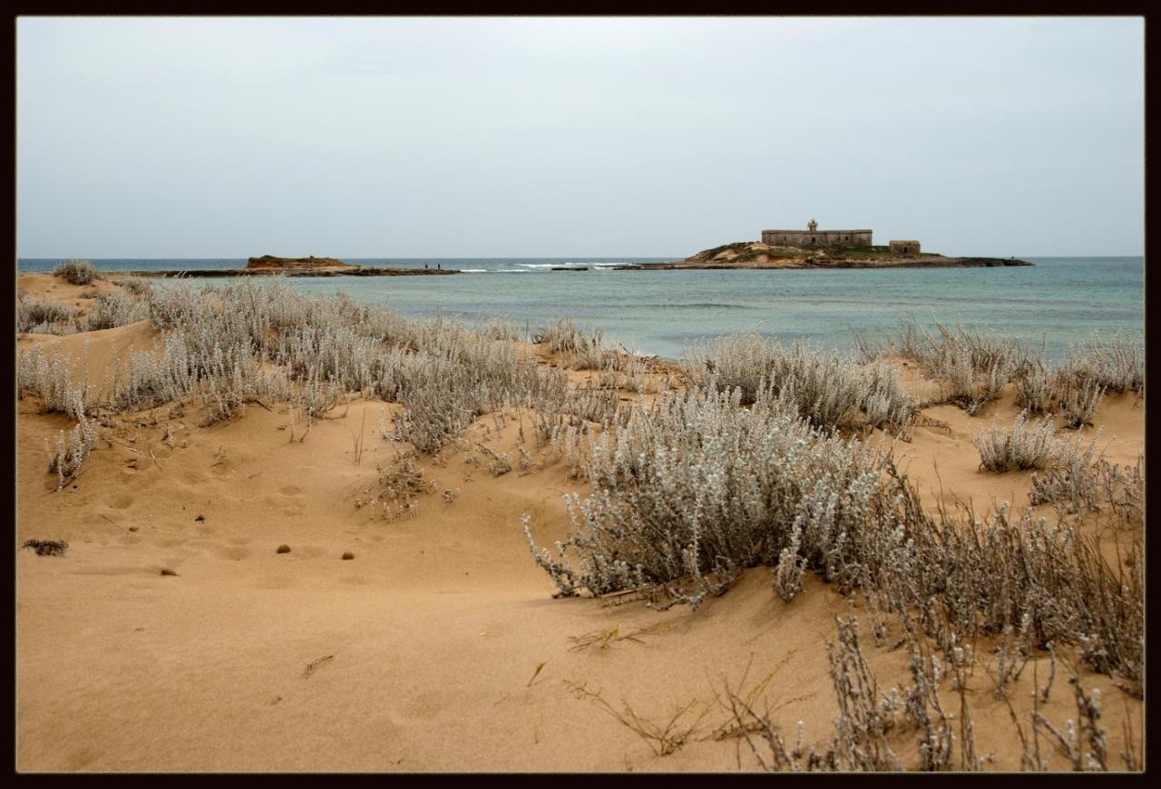 Anna'S House Near The Sandy Beach And With Wifi Avola Exteriér fotografie