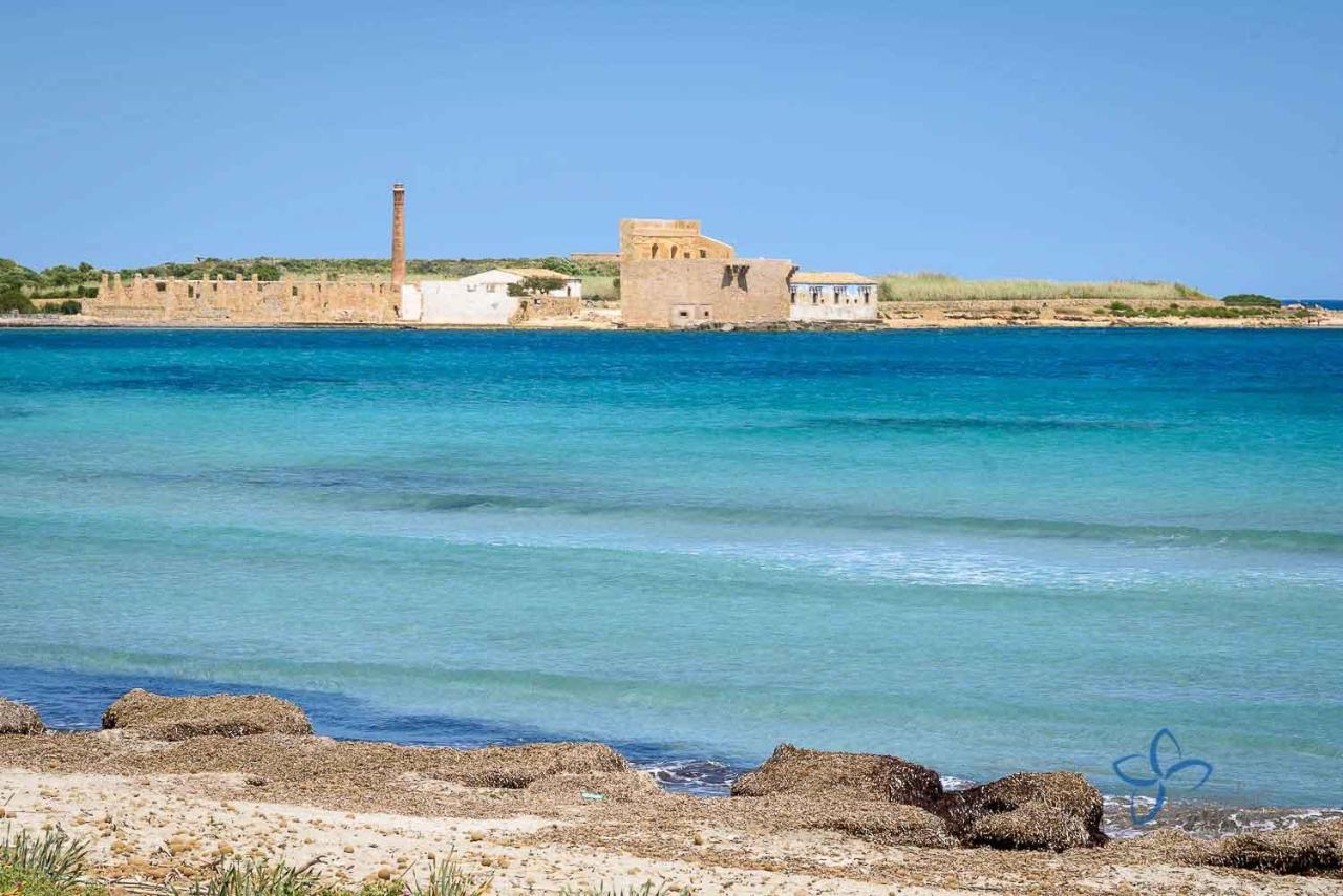 Anna'S House Near The Sandy Beach And With Wifi Avola Exteriér fotografie